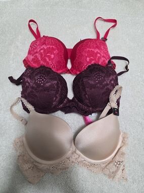 La SENZA Three Padded Bras -